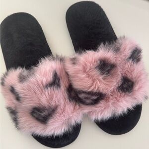 Cozy Pink and Black Faux Fur Women's Slides